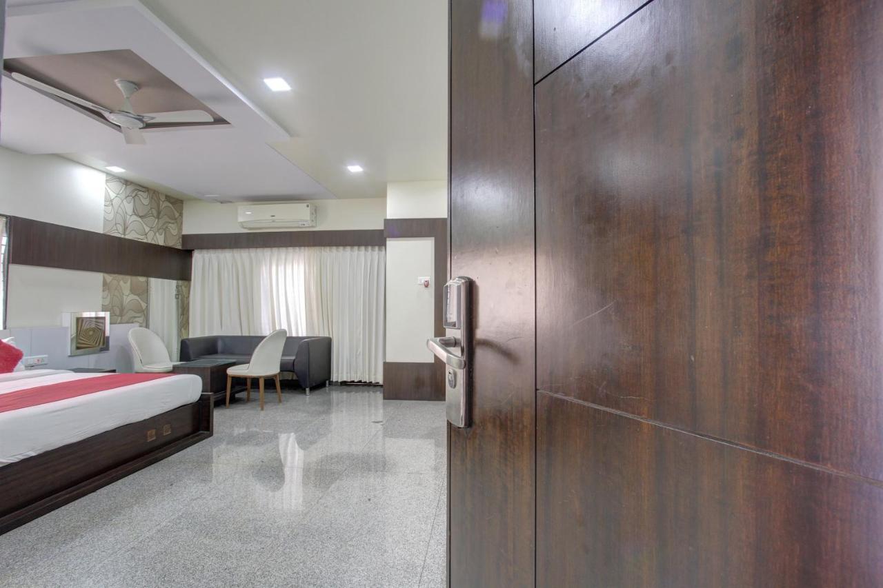 Hotel Le Grande Bijāpur Zewnętrze zdjęcie