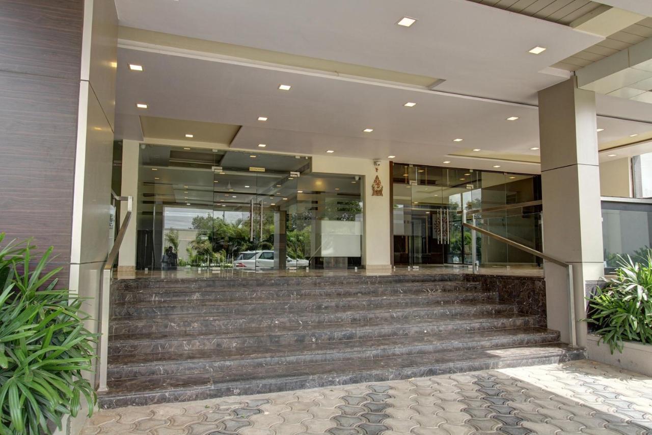 Hotel Le Grande Bijāpur Zewnętrze zdjęcie